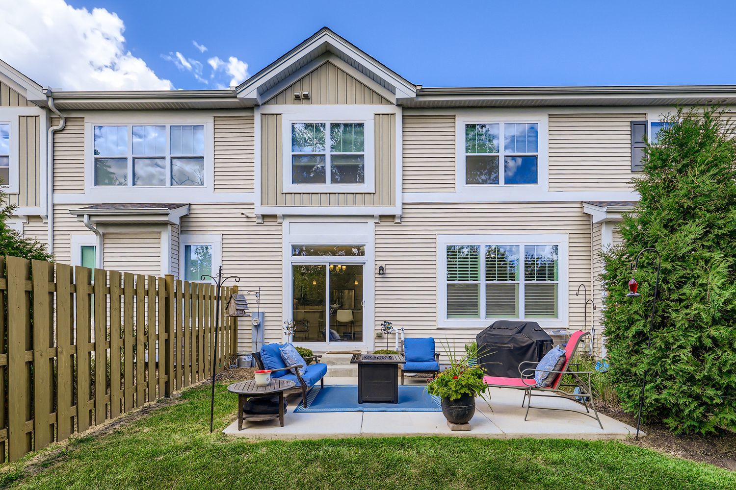 3222 N Heritage Lane, Arlington Heights, IL 60004