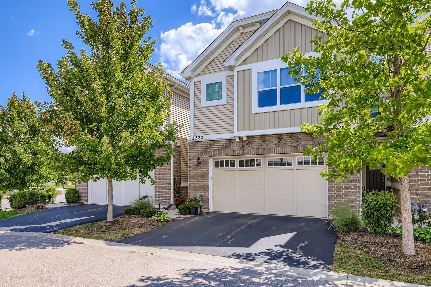 3222 N Heritage Lane, Arlington Heights, IL 60004