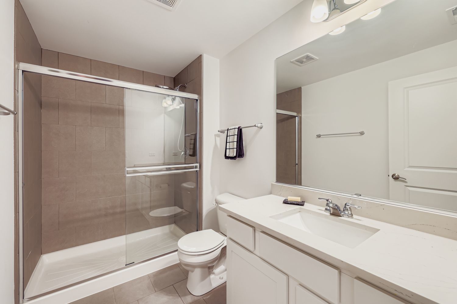 3222 N Heritage Lane, Arlington Heights, IL 60004