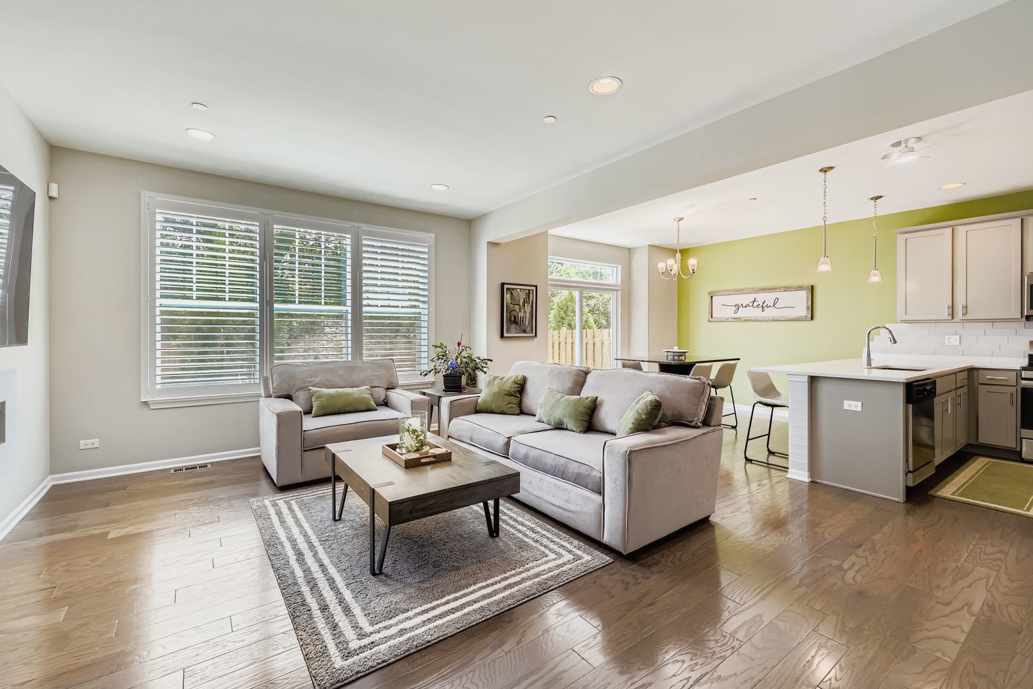 3222 N Heritage Lane, Arlington Heights, IL 60004