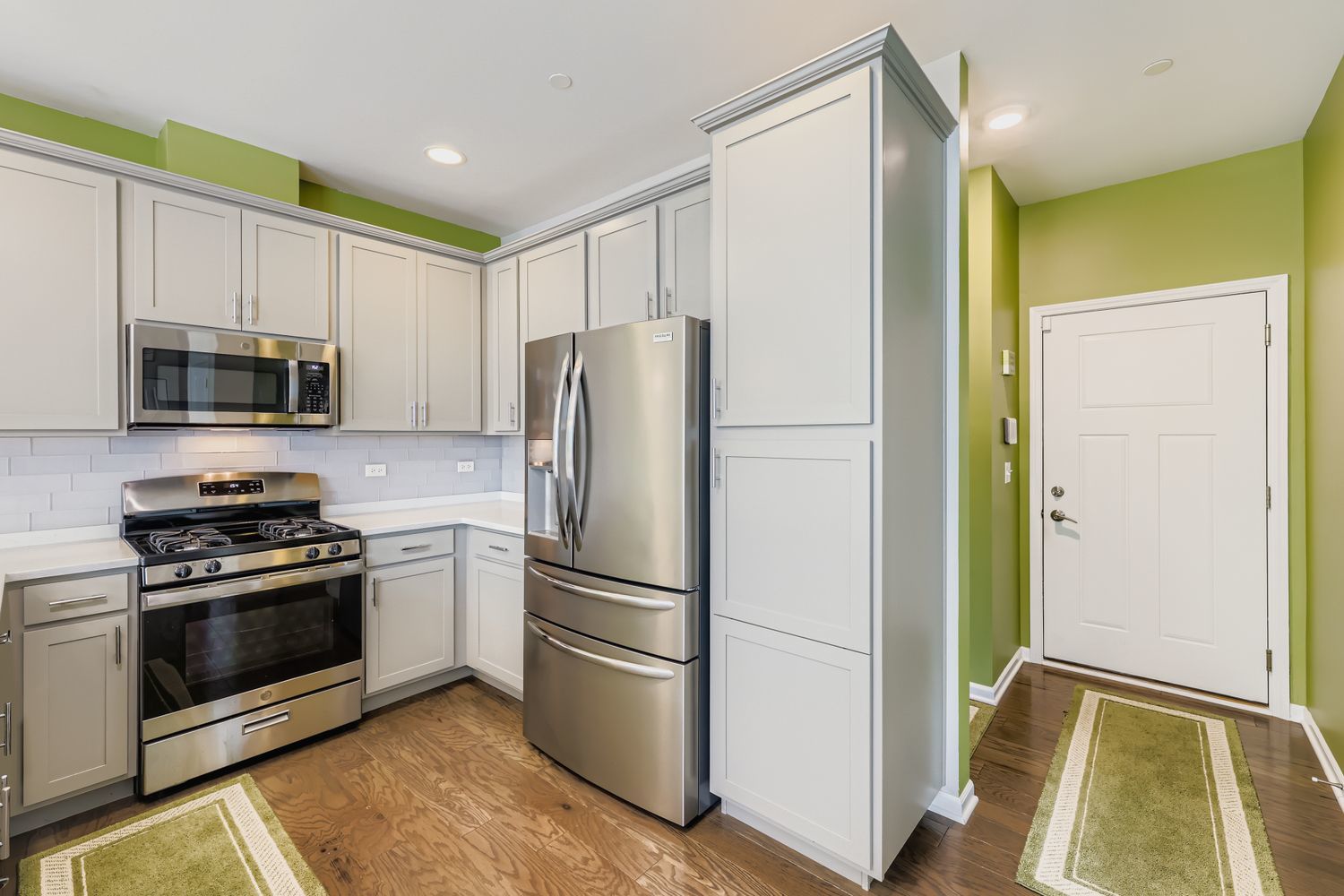 3222 N Heritage Lane, Arlington Heights, IL 60004