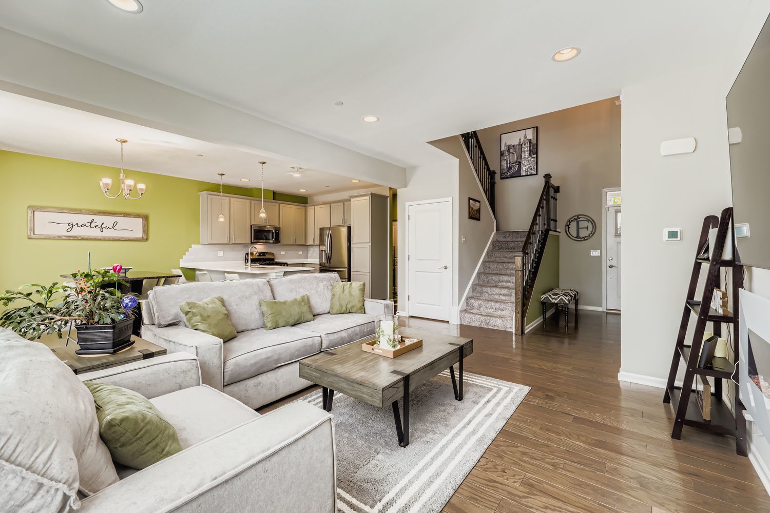 3222 N Heritage Lane, Arlington Heights, IL 60004