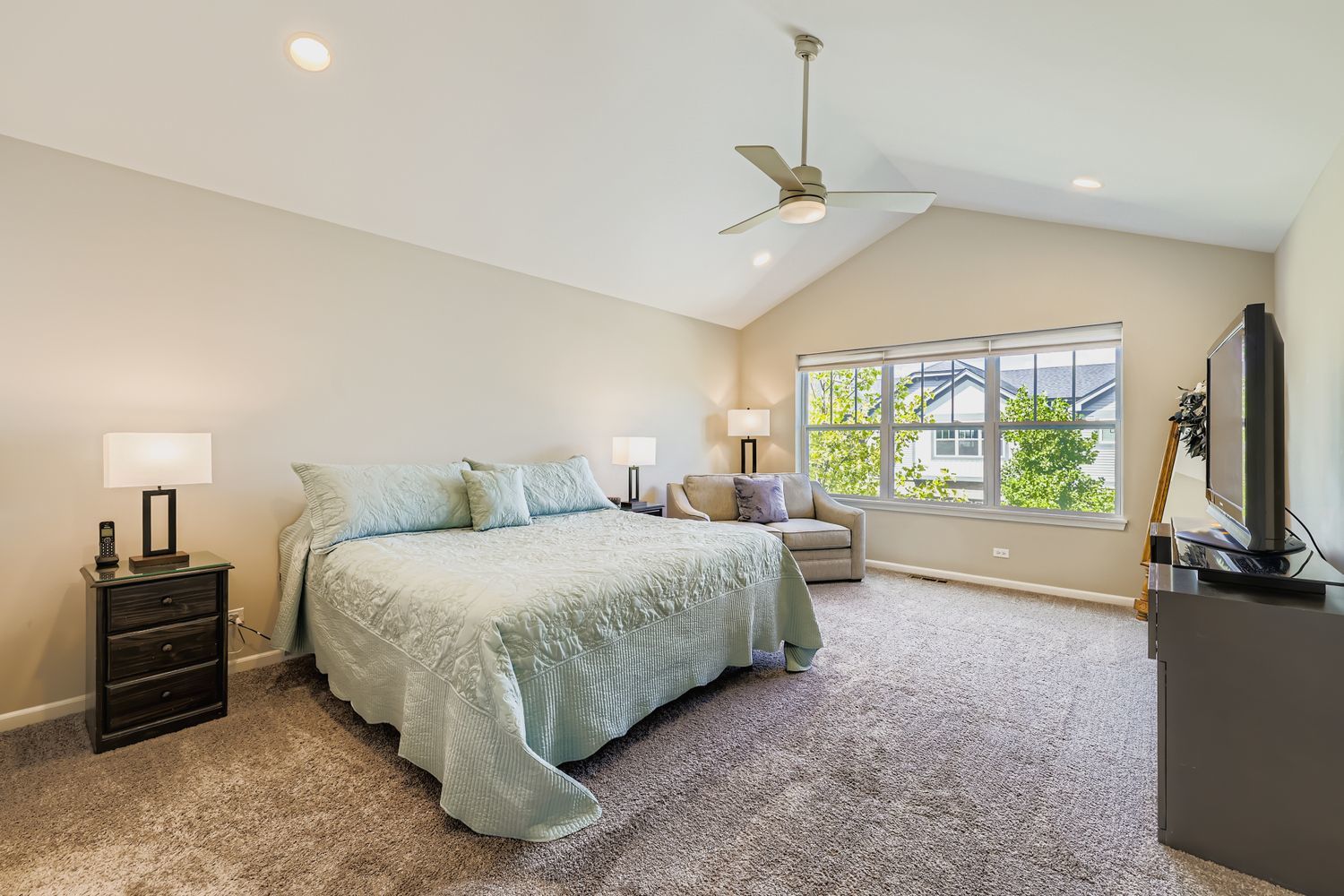 3222 N Heritage Lane, Arlington Heights, IL 60004