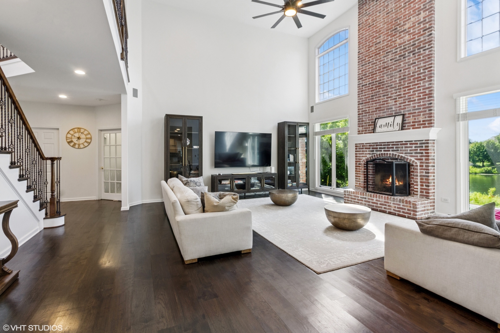 3304 ROLLINGRIDGE Road, Naperville, IL 60564
