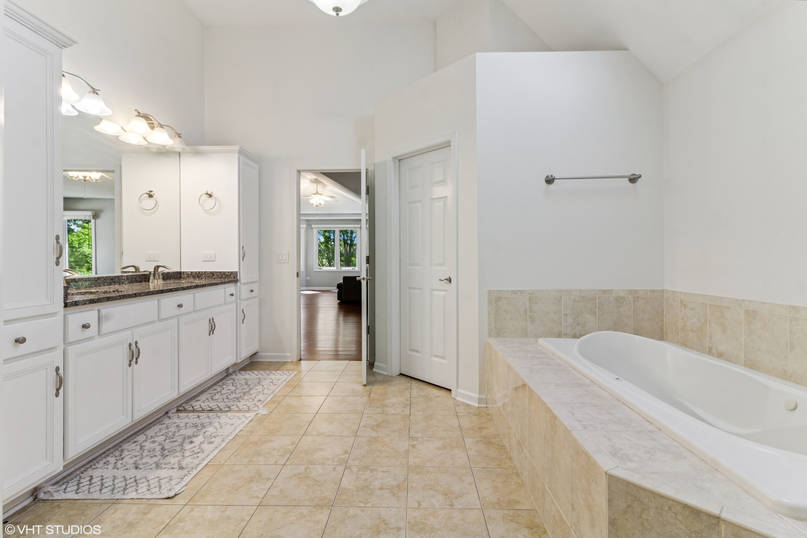 3304 ROLLINGRIDGE Road, Naperville, IL 60564