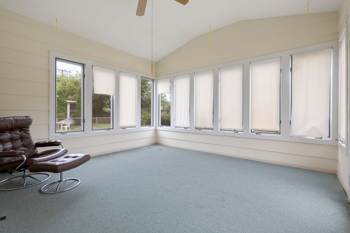 1108 Lancaster Avenue, Elk Grove Village, IL 60007