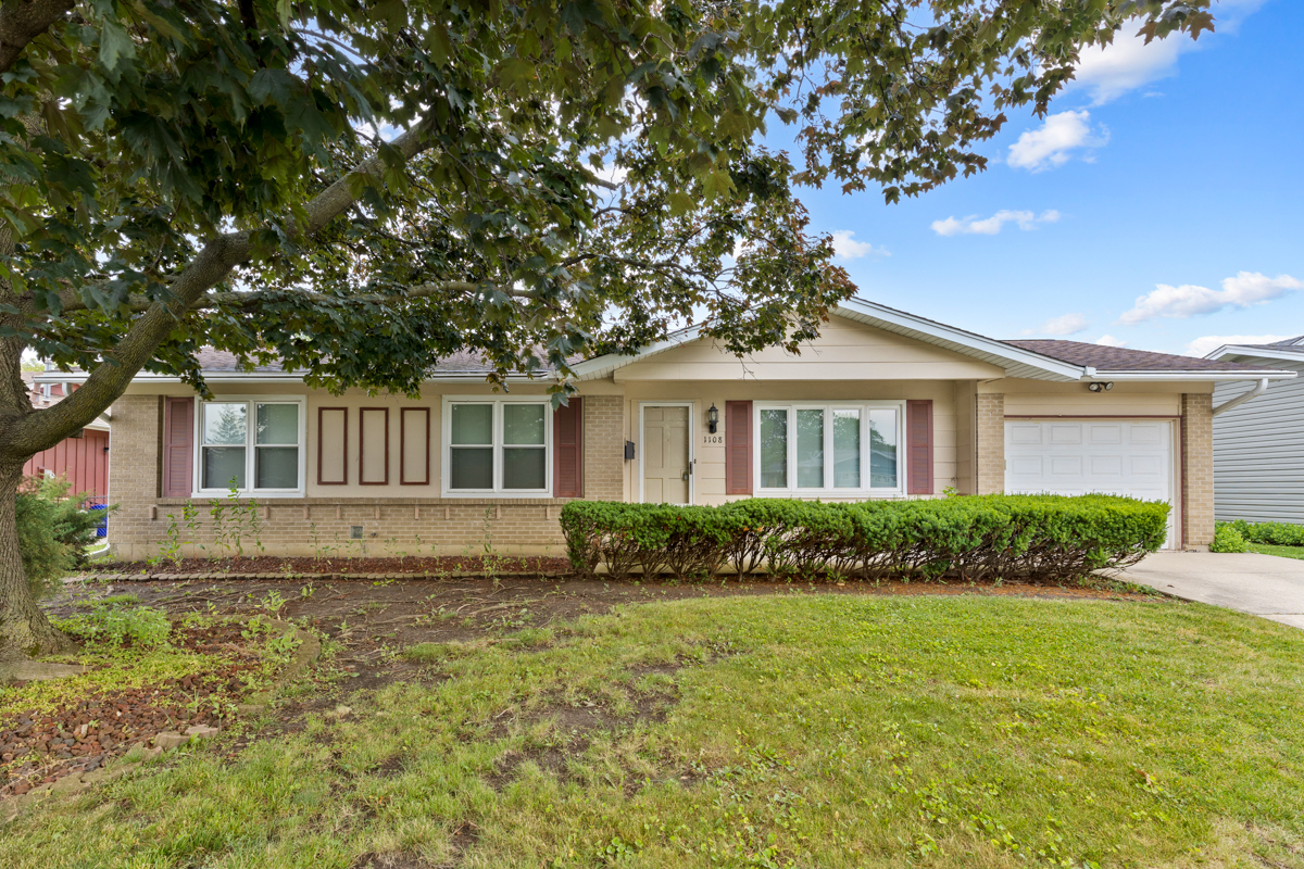 1108 Lancaster Avenue, Elk Grove Village, IL 60007