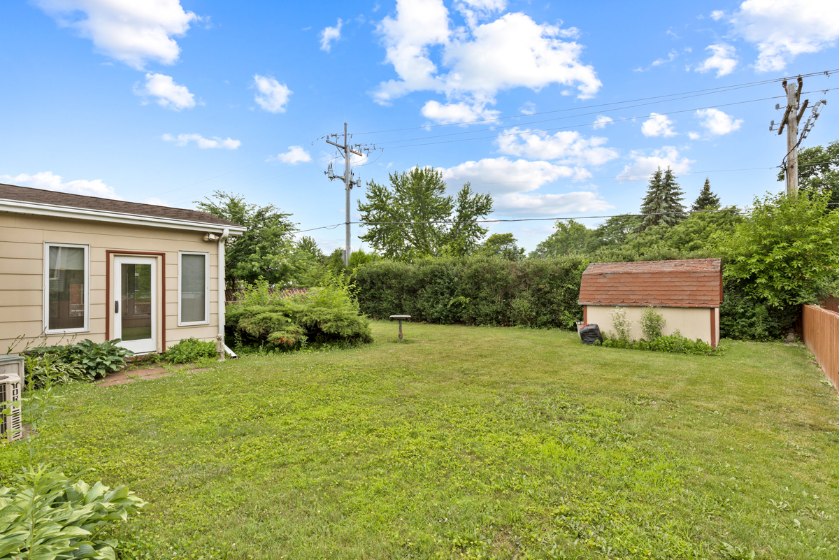 1108 Lancaster Avenue, Elk Grove Village, IL 60007