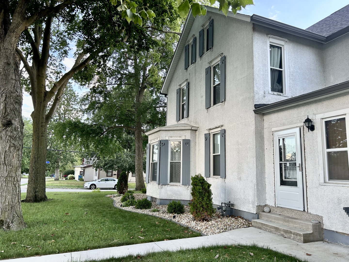 2603 3rd Street, Peru, IL 61354