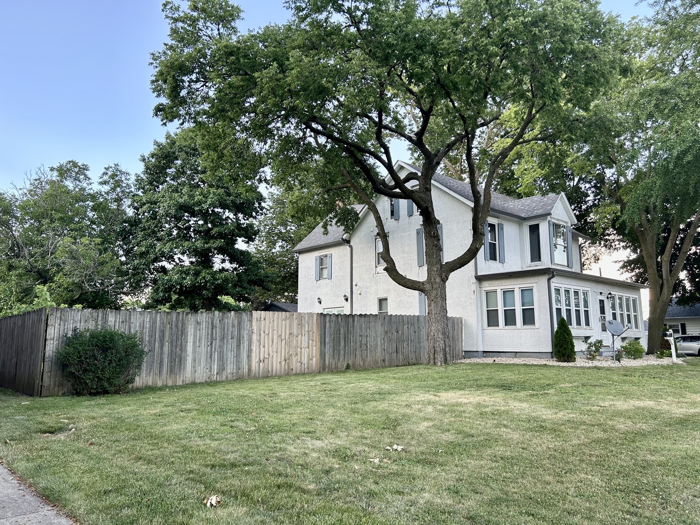 2603 3rd Street, Peru, IL 61354