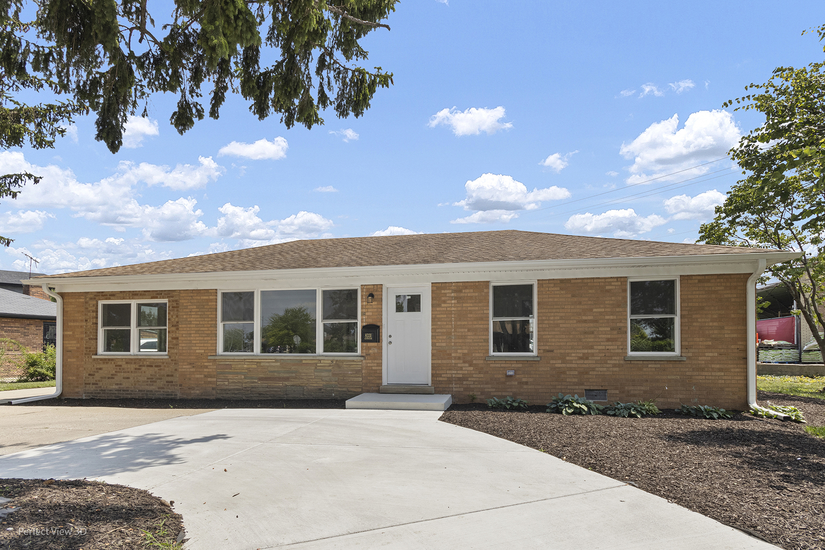 8331 W Gunnison Street, Norridge, IL 60706