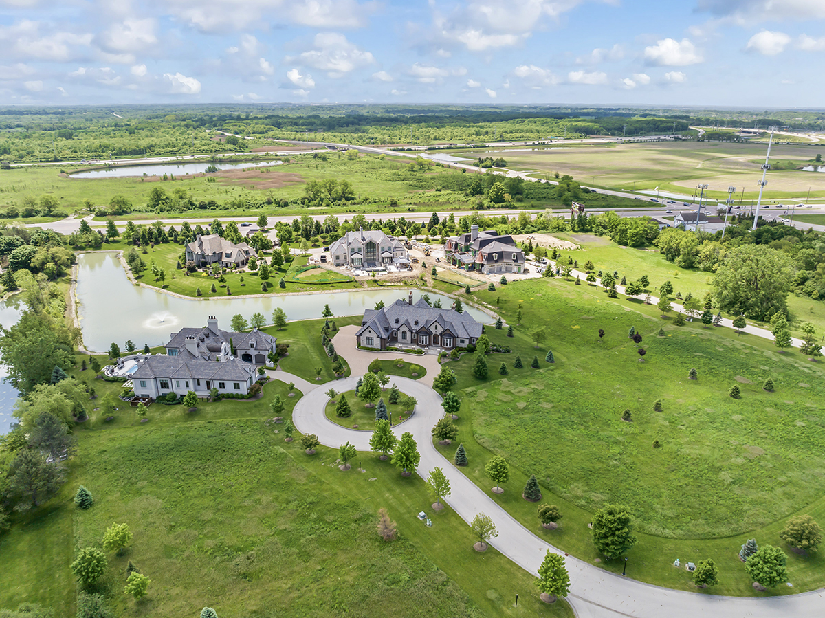 23 Enclave Court, South Barrington, IL 60010