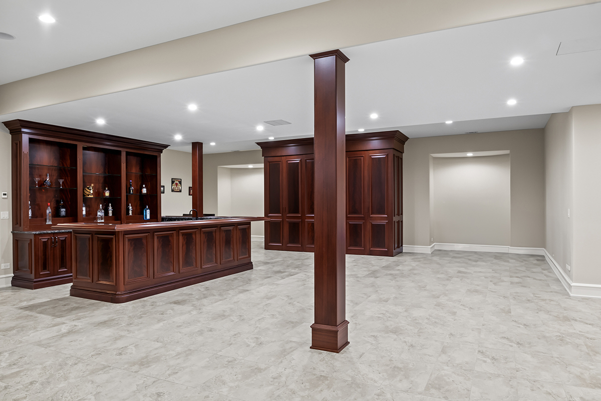 23 Enclave Court, South Barrington, IL 60010