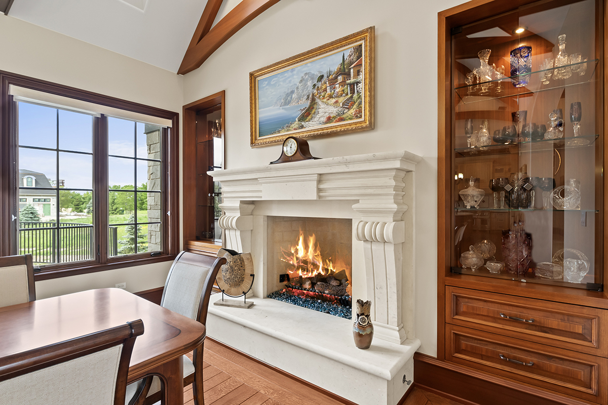 23 Enclave Court, South Barrington, IL 60010