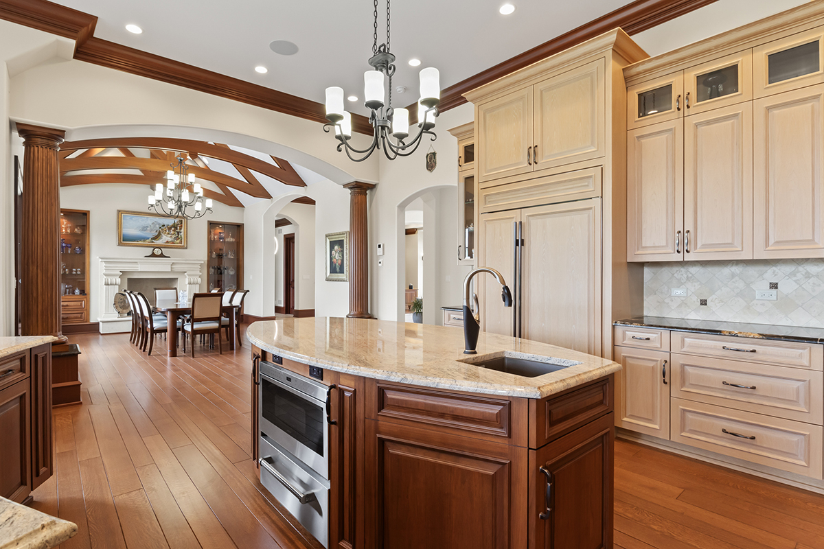 23 Enclave Court, South Barrington, IL 60010