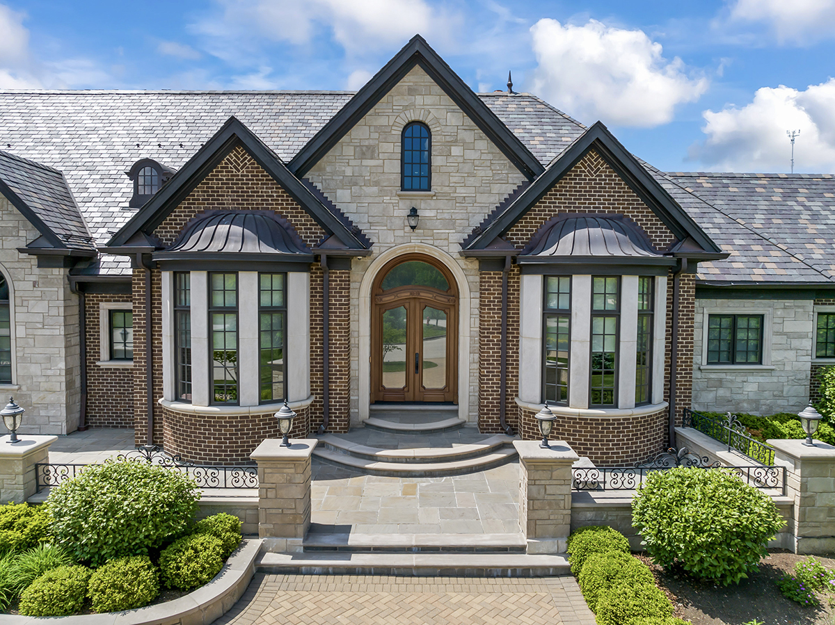 23 Enclave Court, South Barrington, IL 60010