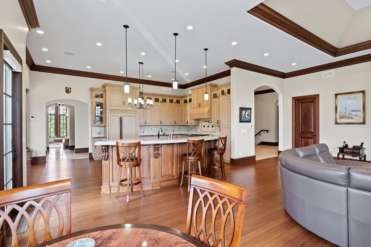 23 Enclave Court, South Barrington, IL 60010