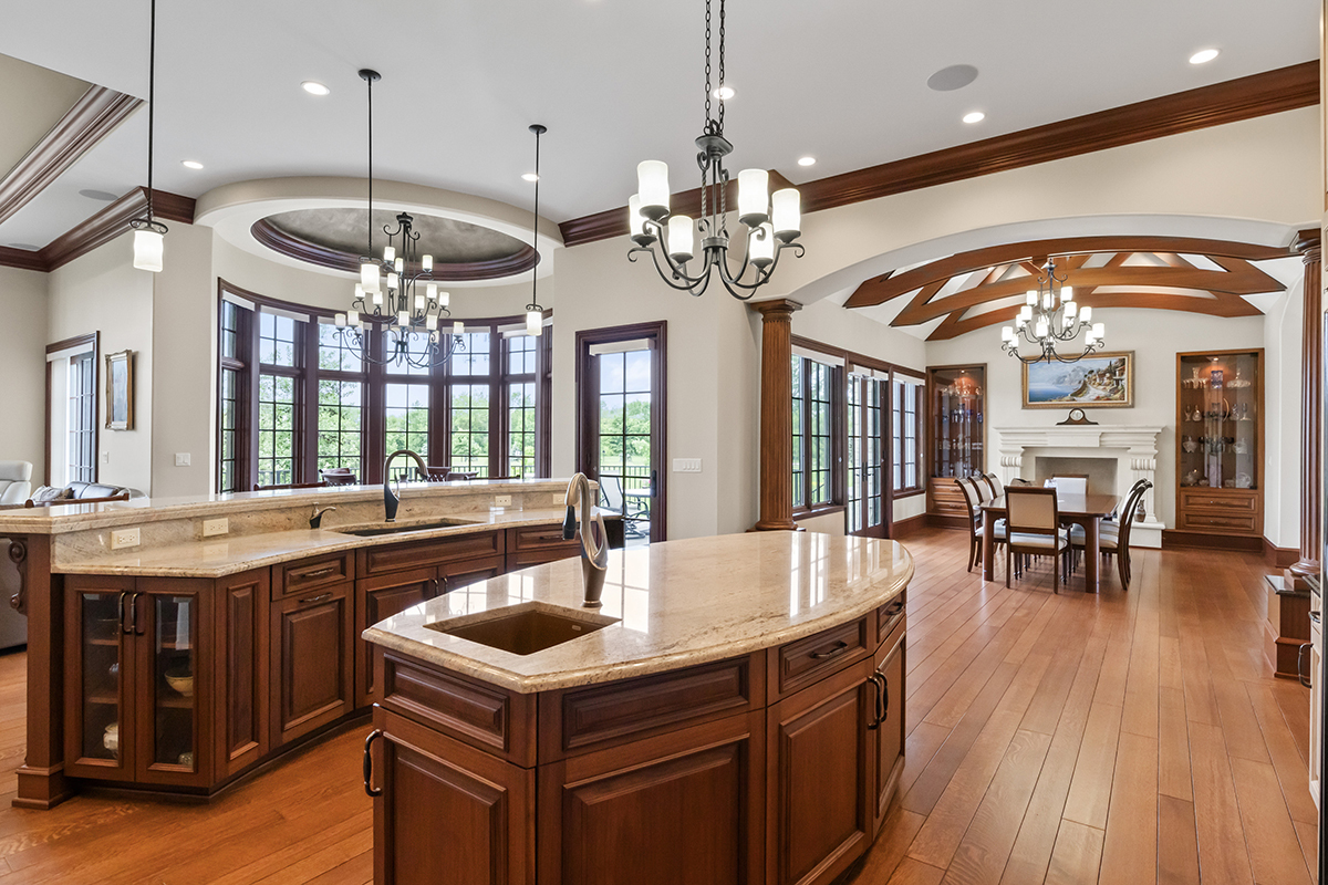 23 Enclave Court, South Barrington, IL 60010