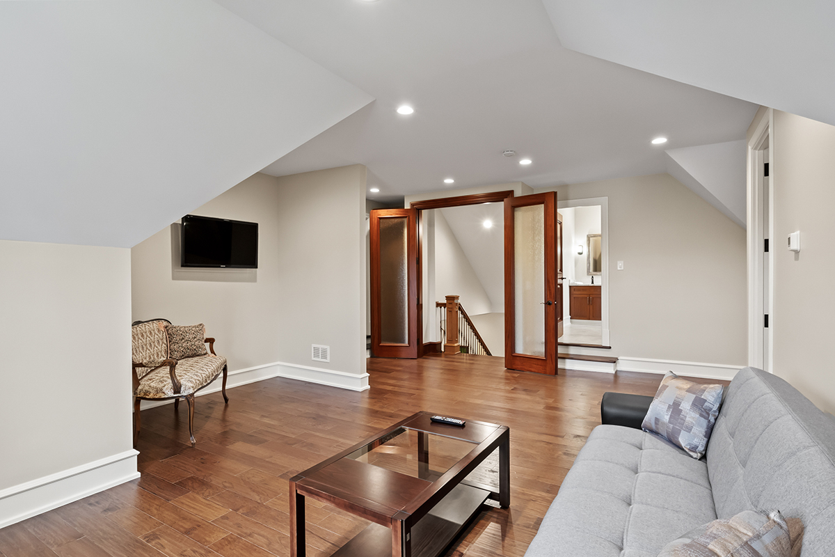 23 Enclave Court, South Barrington, IL 60010