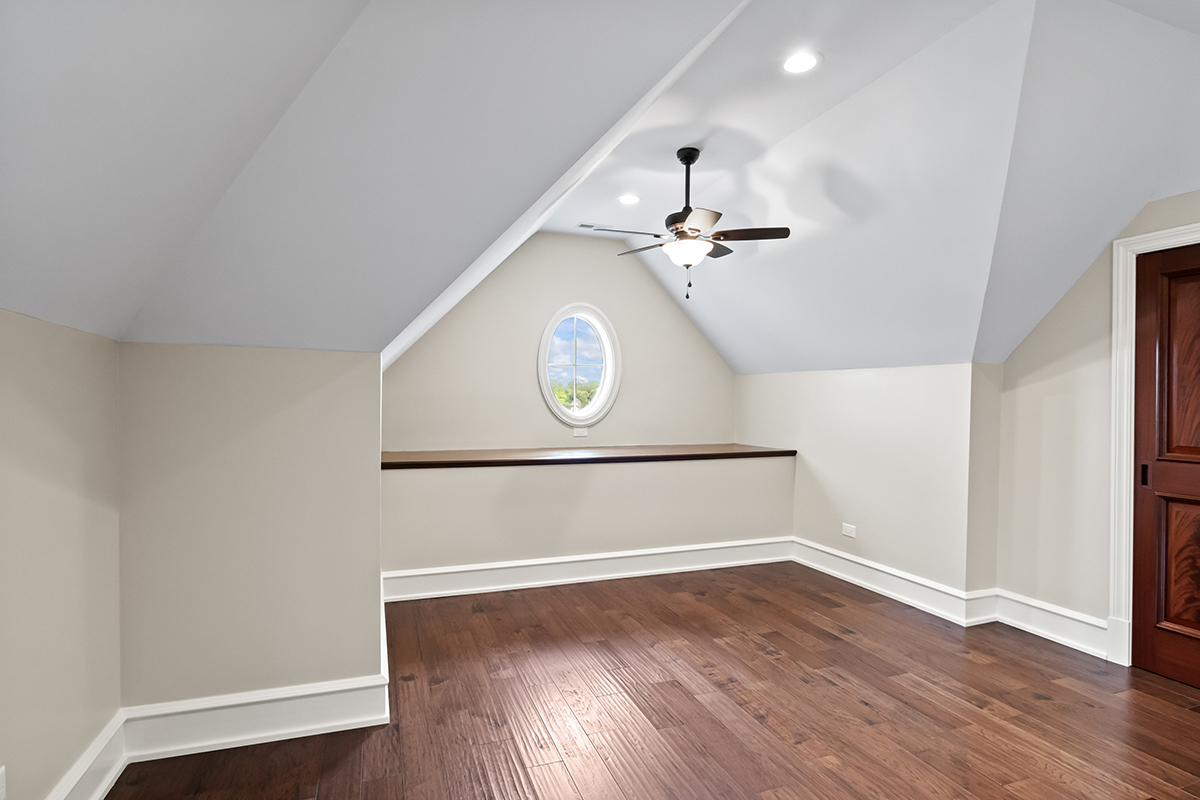 23 Enclave Court, South Barrington, IL 60010
