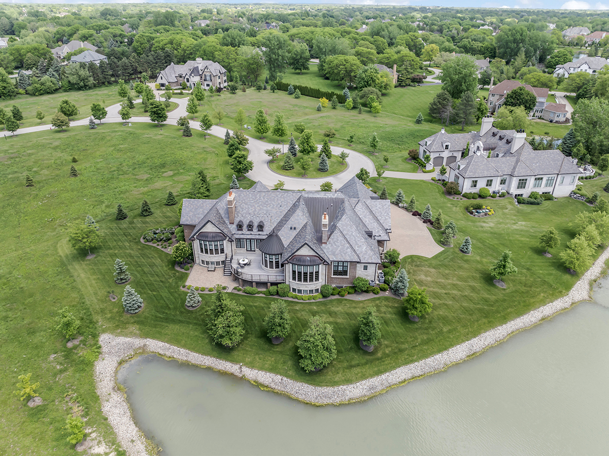 23 Enclave Court, South Barrington, IL 60010