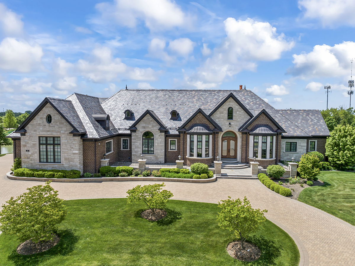 23 Enclave Court, South Barrington, IL 60010