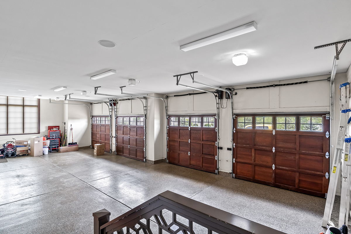 23 Enclave Court, South Barrington, IL 60010