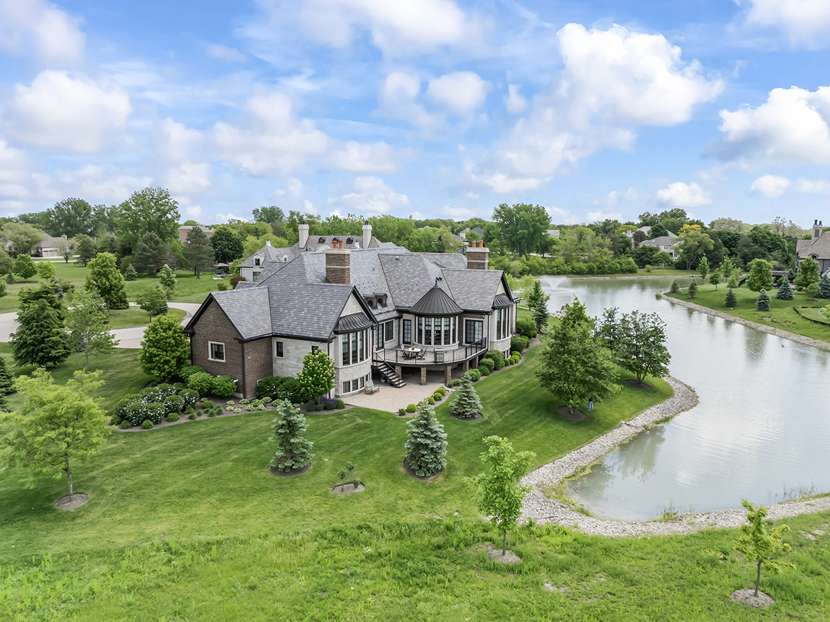 23 Enclave Court, South Barrington, IL 60010