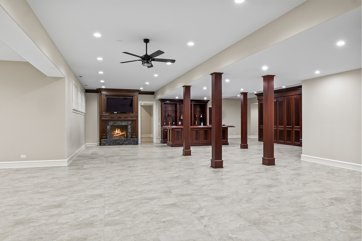 23 Enclave Court, South Barrington, IL 60010