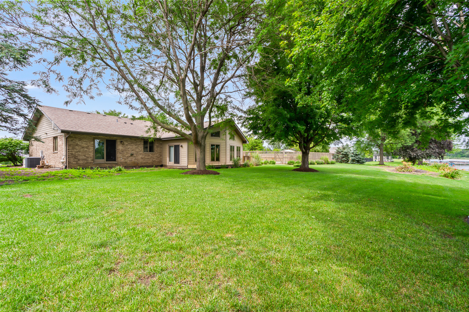 22601 S Spencer Road, New Lenox, IL 60451