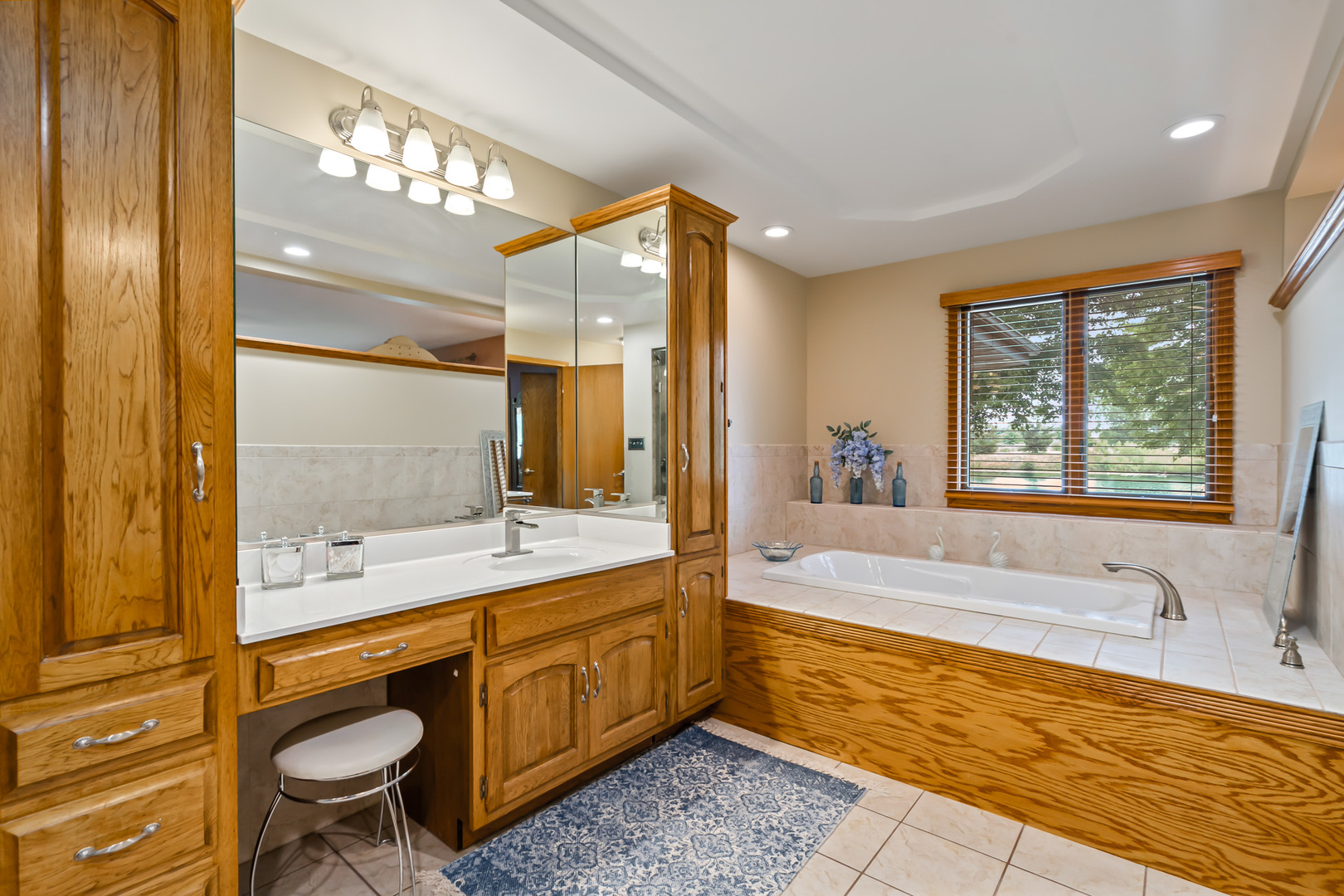 22601 S Spencer Road, New Lenox, IL 60451