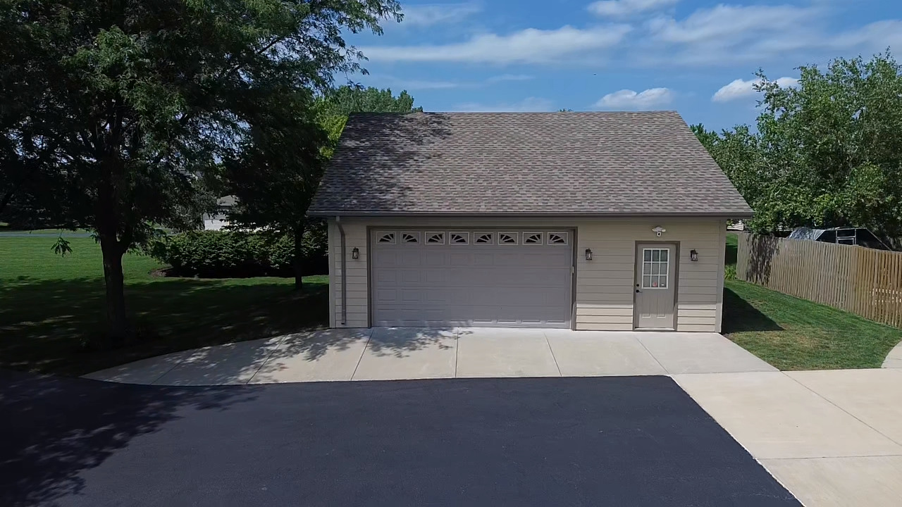 22601 S Spencer Road, New Lenox, IL 60451