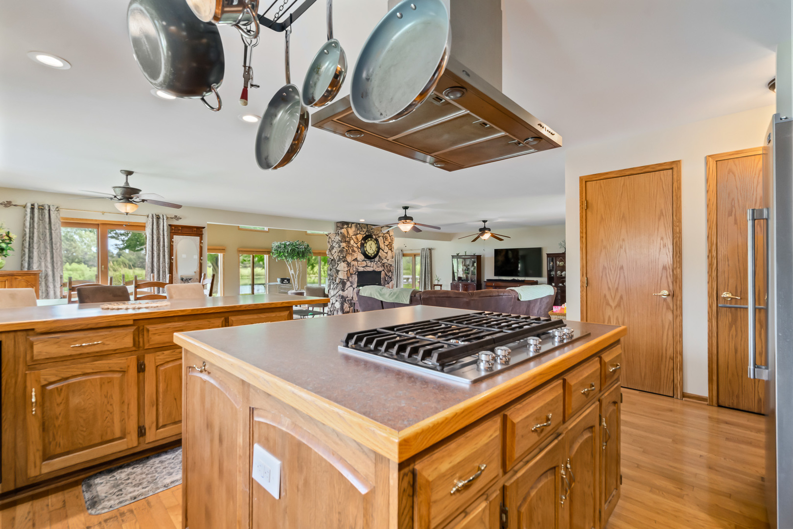 22601 S Spencer Road, New Lenox, IL 60451
