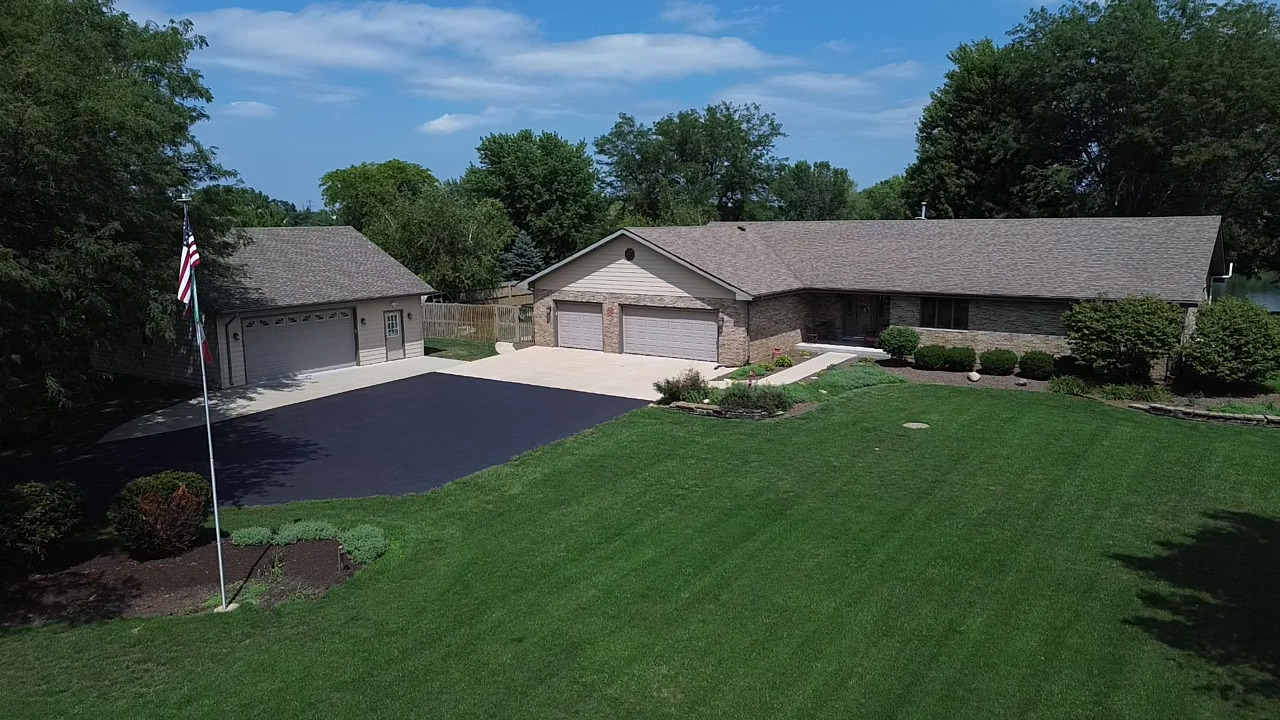 22601 S Spencer Road, New Lenox, IL 60451