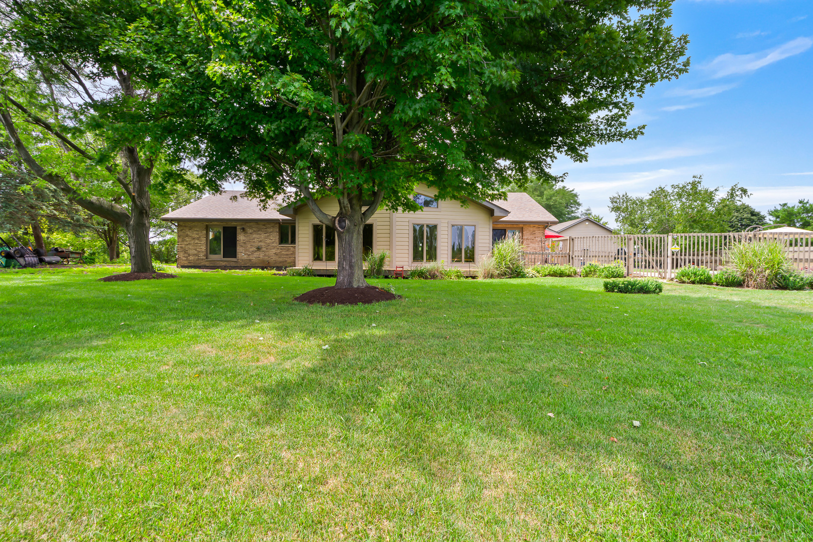 22601 S Spencer Road, New Lenox, IL 60451