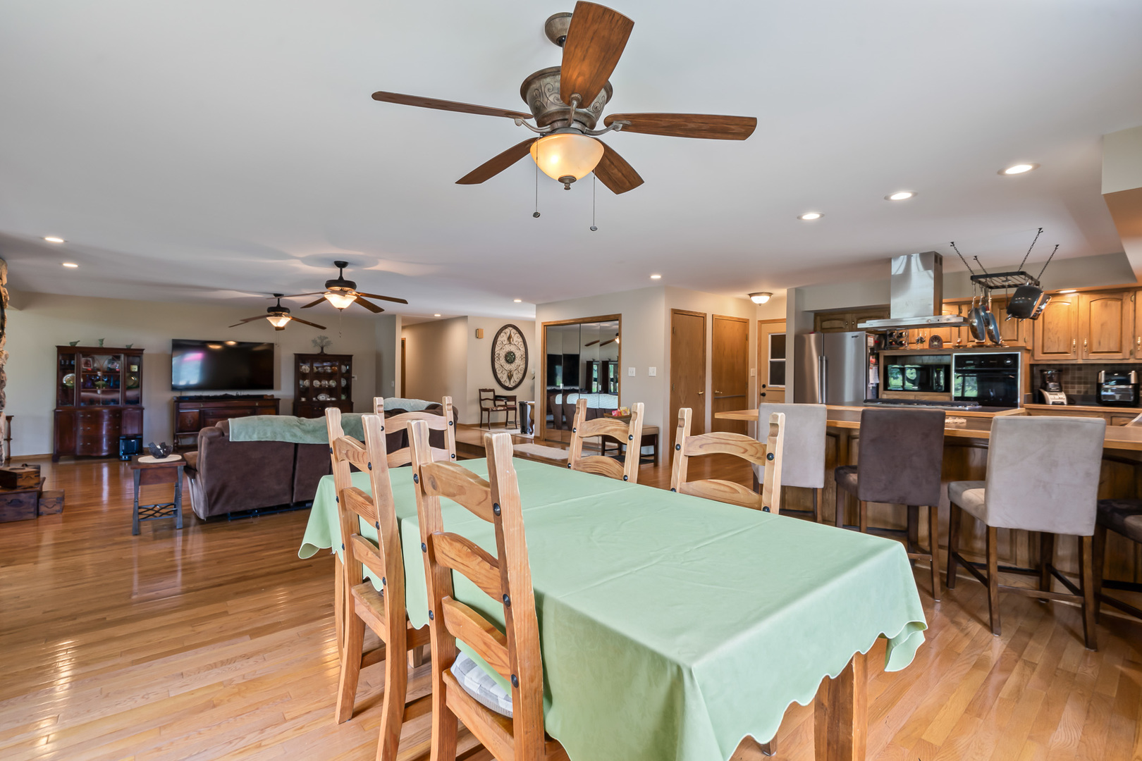 22601 S Spencer Road, New Lenox, IL 60451