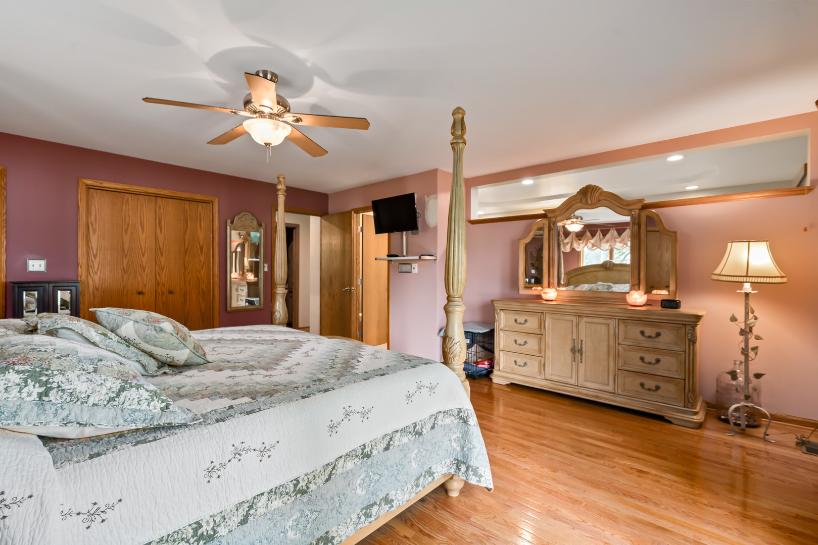 22601 S Spencer Road, New Lenox, IL 60451