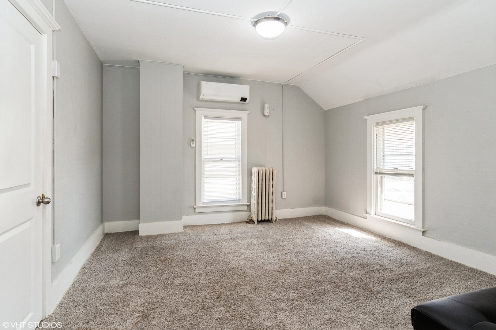 555 S Lasalle Street, Aurora, IL 60505