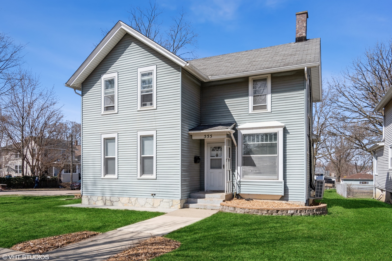 555 S Lasalle Street, Aurora, IL 60505