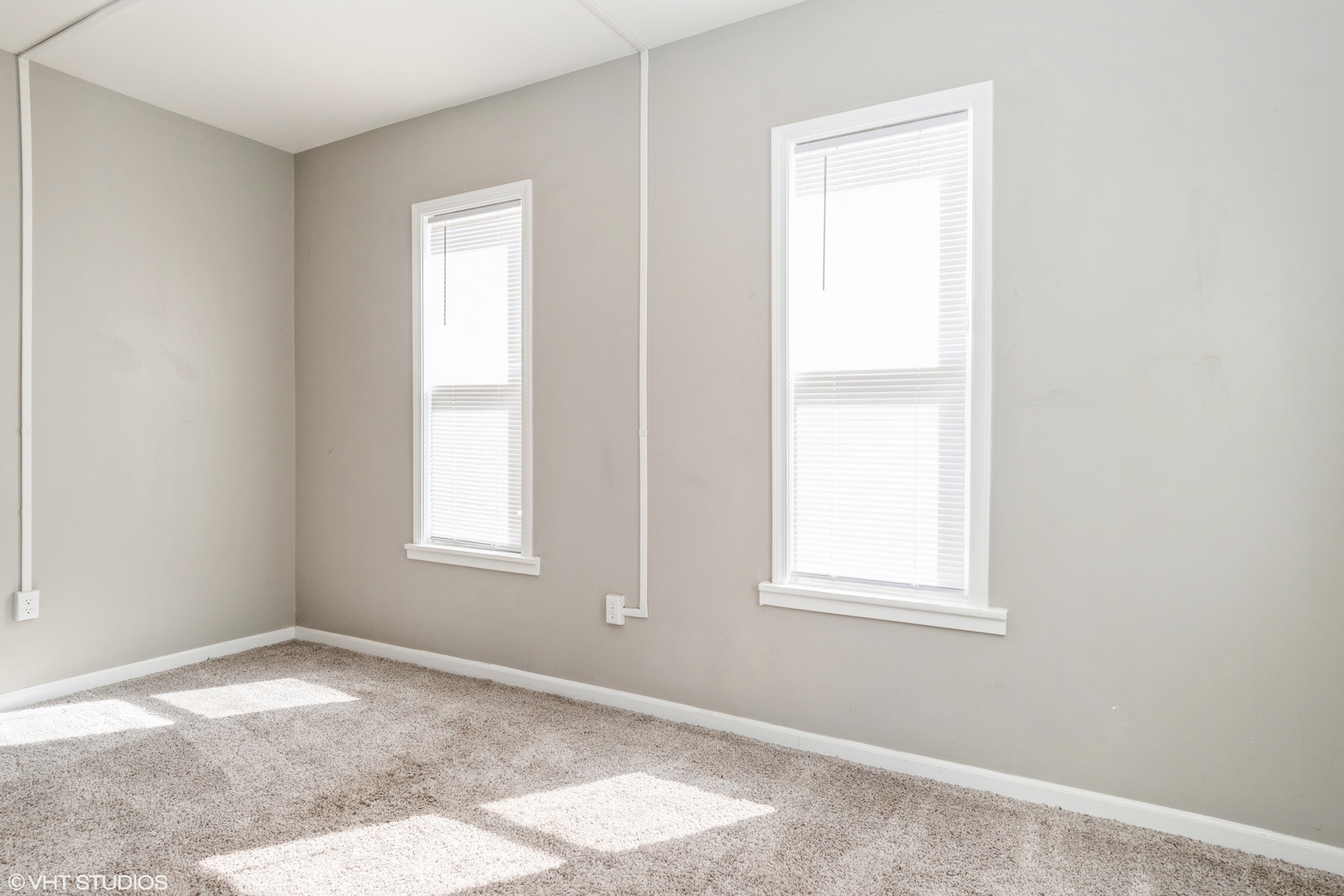 555 S Lasalle Street, Aurora, IL 60505