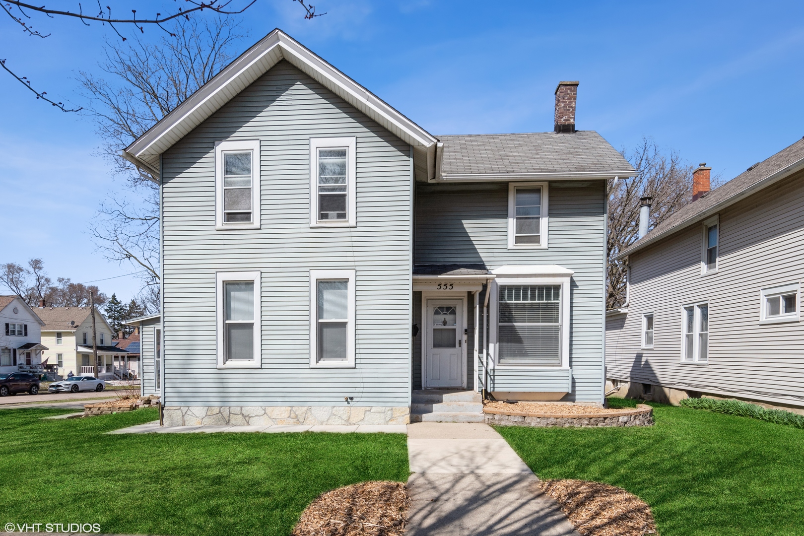 555 S Lasalle Street, Aurora, IL 60505