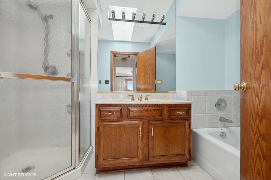6919 Lexington Court, Tinley Park, IL 60477