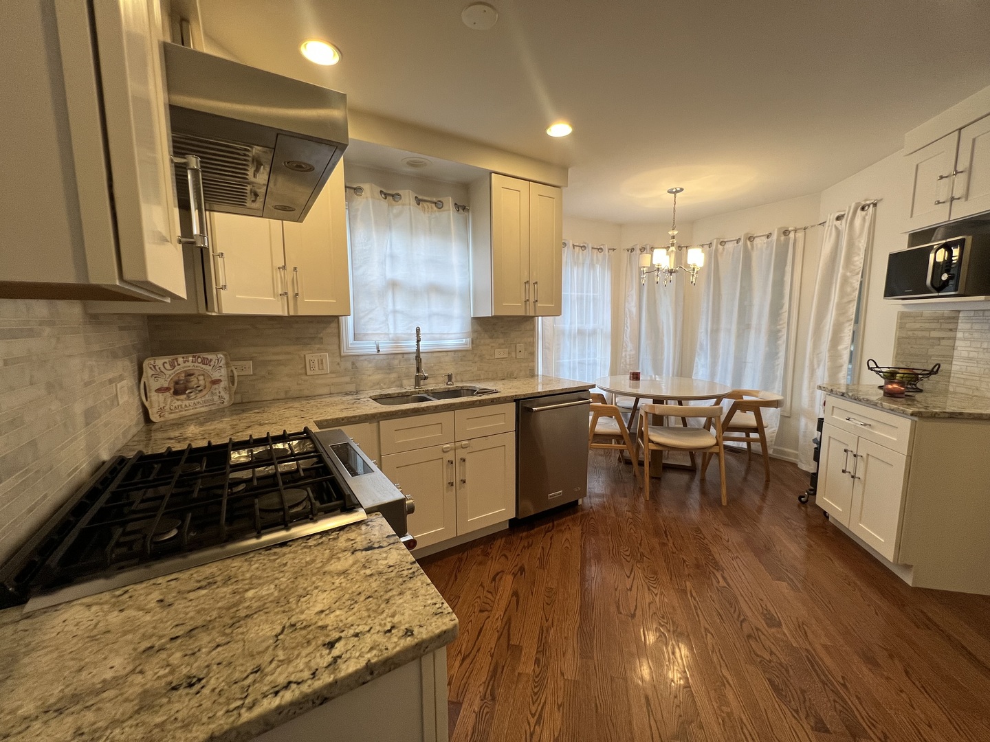 362 Prairie Meadow Lane, Vernon Hills, IL 60061