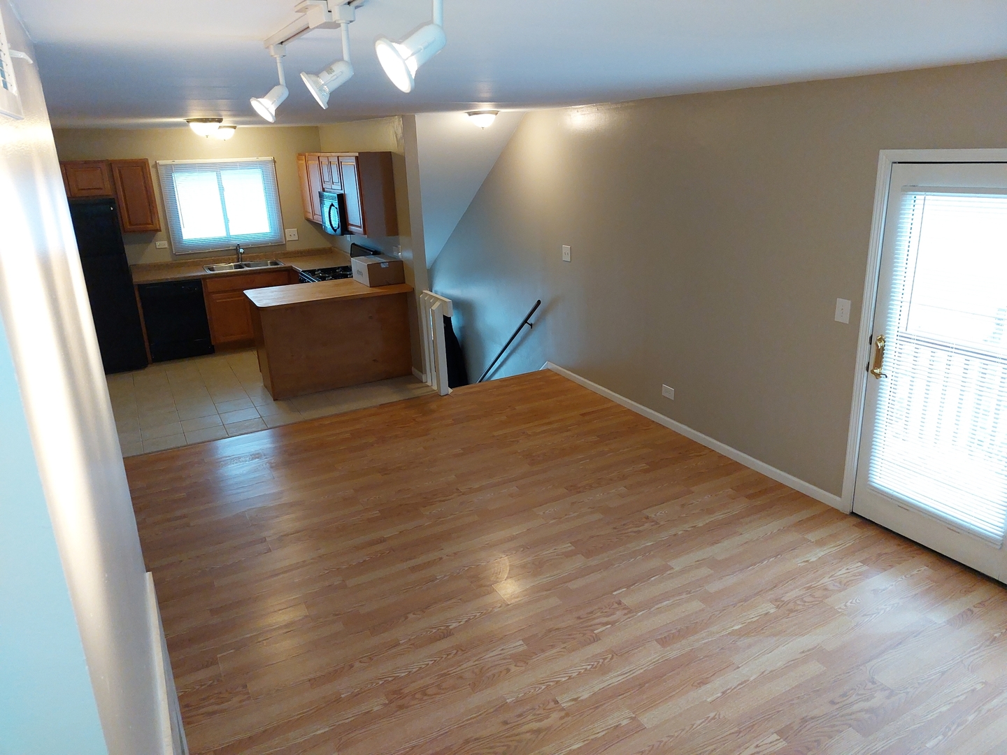 683 Rosner Drive #2ND, Roselle, IL 60172