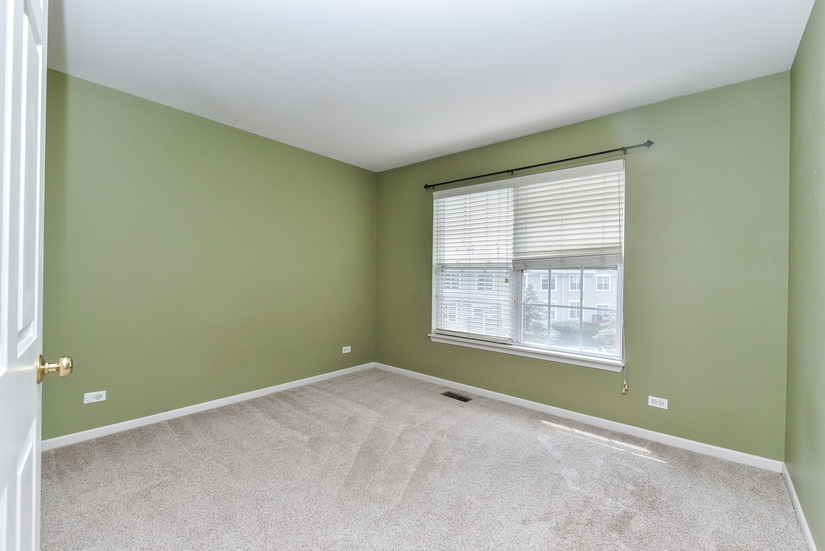 554 Declaration Lane, Aurora, IL 60502