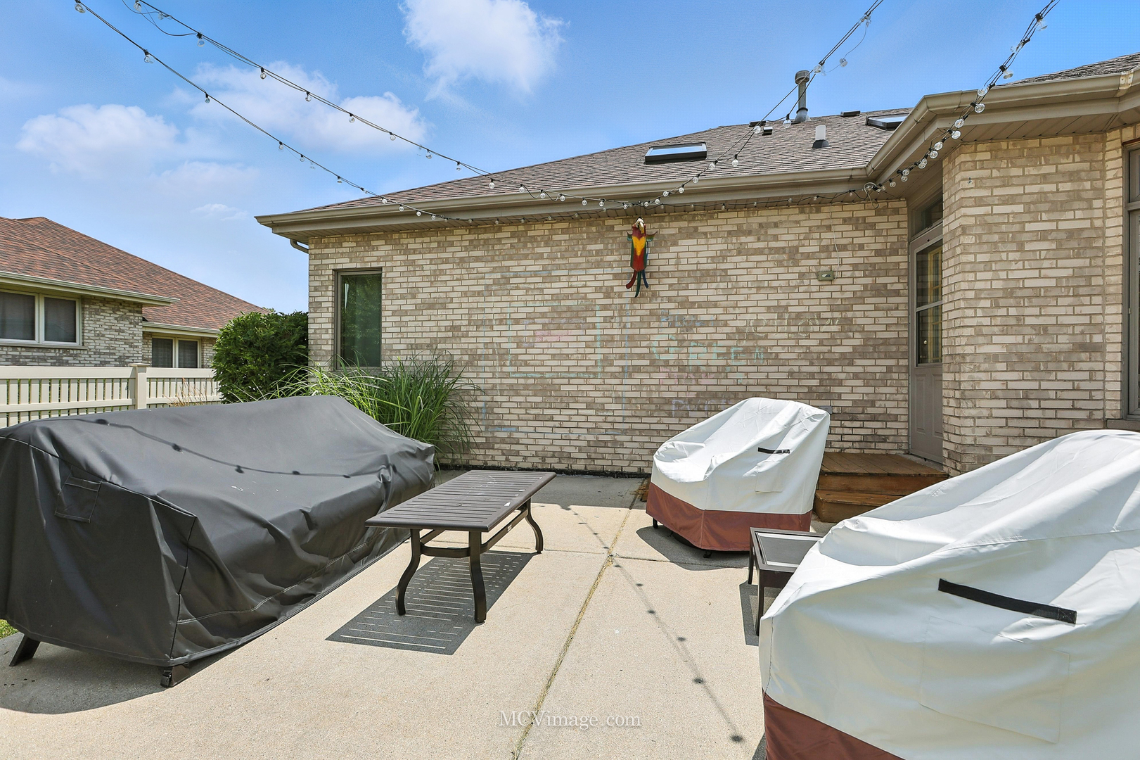 8824 Woodbine Court, Tinley Park, IL 60487