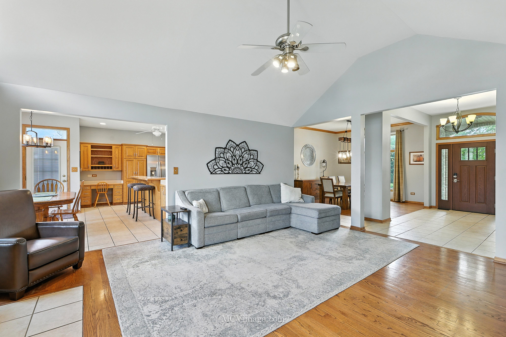 8824 Woodbine Court, Tinley Park, IL 60487