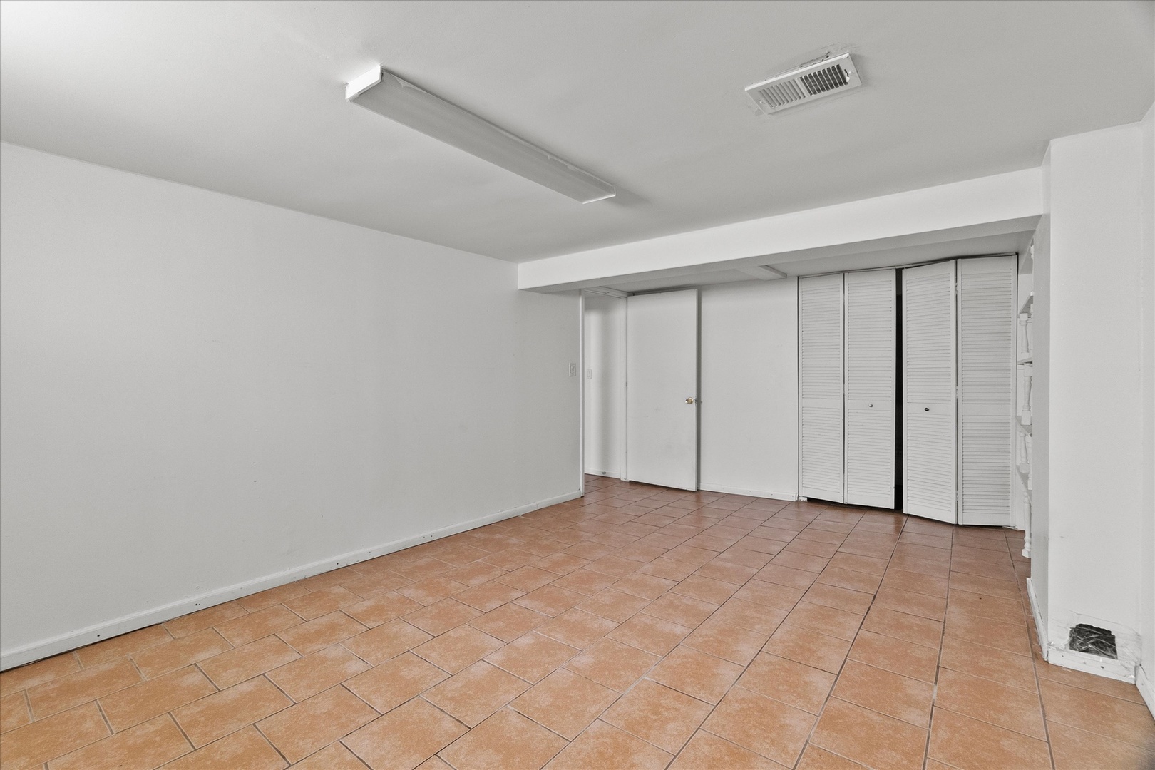 3656 W 70th Place, Chicago, IL 60629