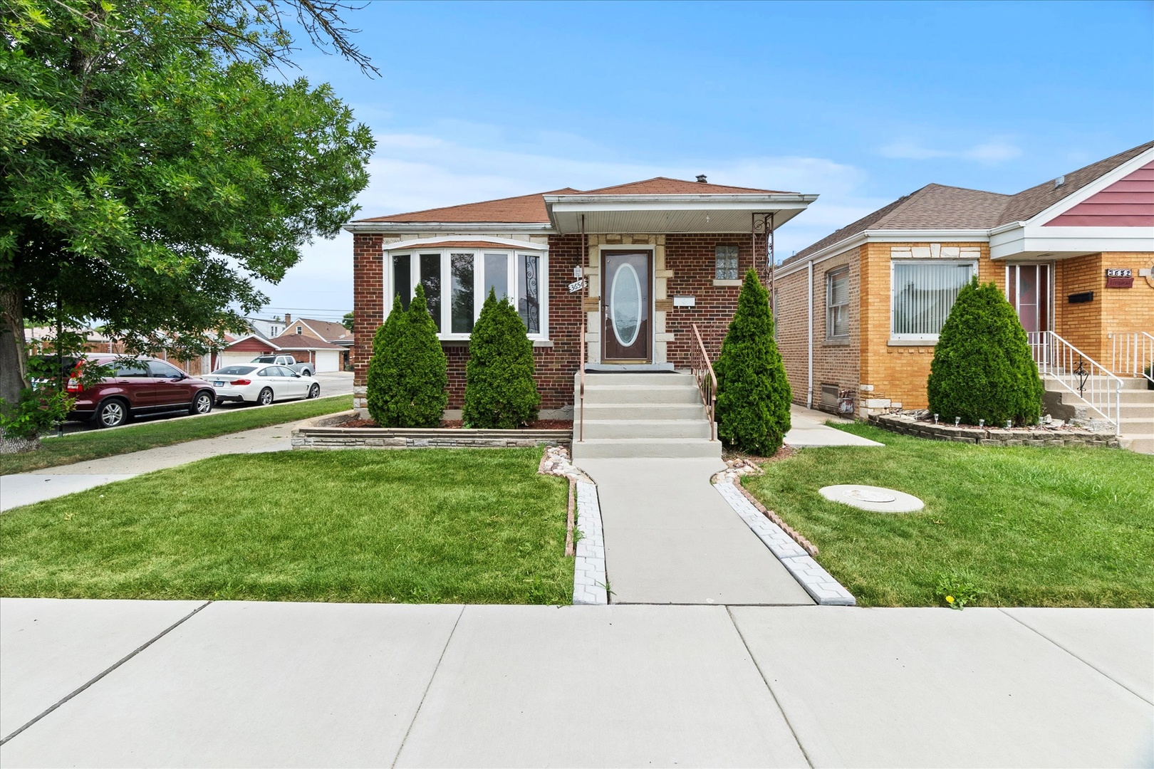 3656 W 70th Place, Chicago, IL 60629