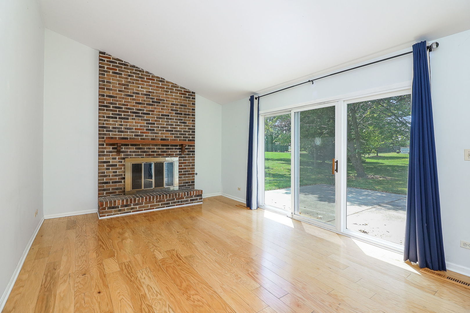 1918 N Yale Avenue, Arlington Heights, IL 60004